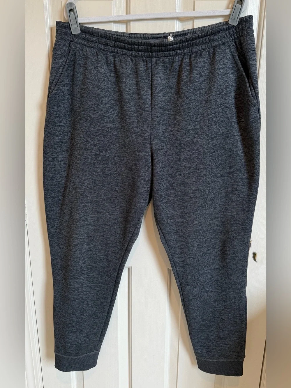 Men’s Adidas Climawarm Game and Go Heather Gray Joggers 2XL EUC